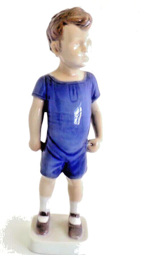 Statuina bing grondahl - &,