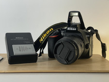 Nikon D3500 Fotocamera Reflex con Obiettivo Nikkor AF - P 18-55 con batteria