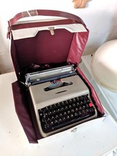 Macchina Da Scrivere Olivetti