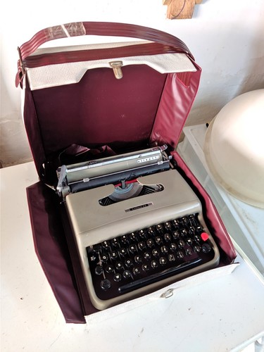 Macchina scrivere olivetti - macchina, da