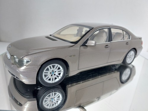 Kyosho bmw 745i scala 18 - 745i, 1:18