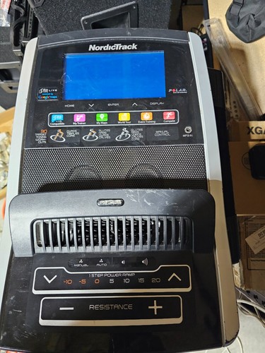 Console display ellittico
