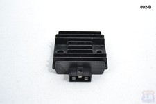 Regolatore di tensione Yamaha