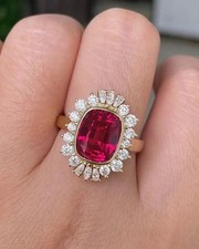 Anello di fidanzamento in oro