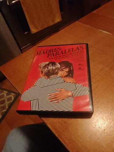Dvd madre paralelas un film - dvd,