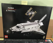 Lego ICONS 10283 NASA Space