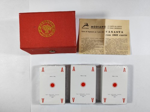 Cofanetto con 162 carte - con,