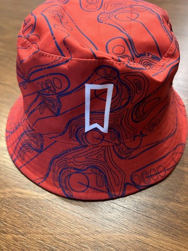 Cappello secchiello birra