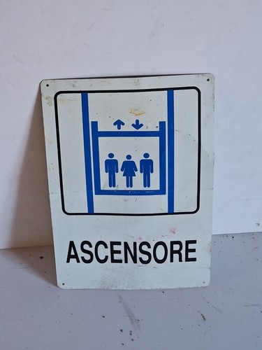 Ascensore piccolo cartello - piccolo,