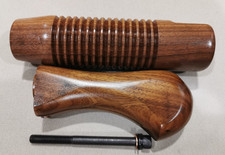 MOSSBERG 590 SHOCKWAVE CALIBRO 20 FOREND & STOCK IMPUGNATURE LEGNO NOCE BEL REGALO