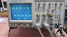 Oscilloscopio Tektronix 2465B