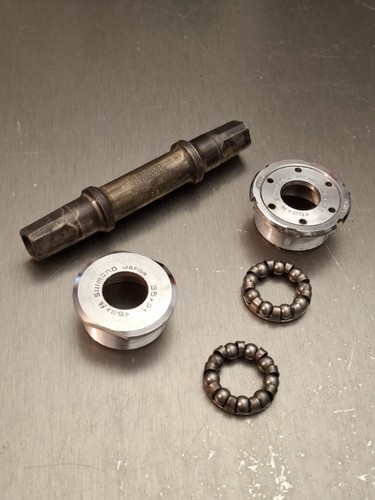 Boîtier pédalier shimano - de,