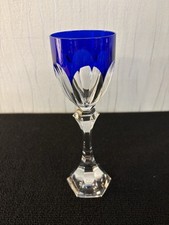 Verre bleu foncé - , modèle