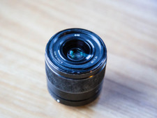 Obiettivo Sony SEL 28mm F/2 FE