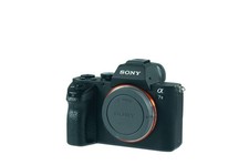 Sony ILCE 7 II SEL fotocamera