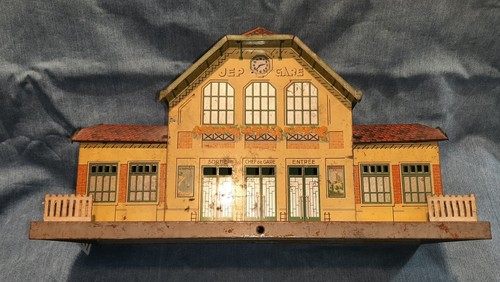 Stazione ferroviaria jeep - ferroviaria,