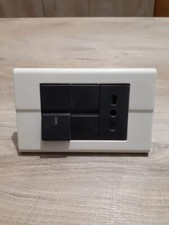 Prese elettriche da muro comprese di placche - Bianco come da foto