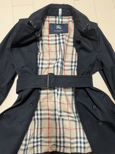 Burberry london trench - london,