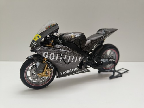 12 yamaha yzr - 1/12, yzr-m1