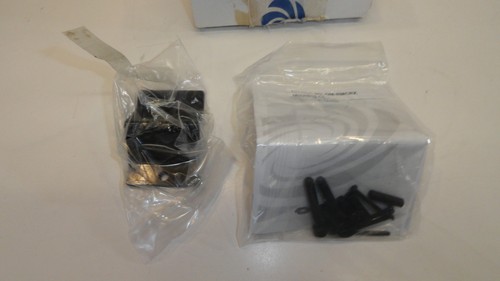 Kit montaggio palo crestron - kit,