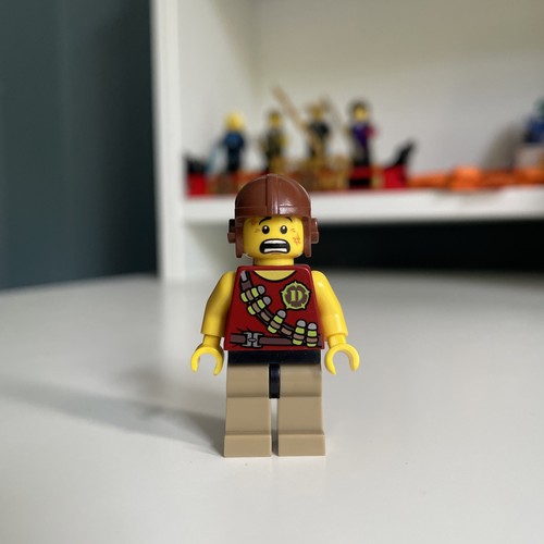 Lego dino minifigure hero - lego,