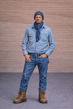 TG107 Modellino moderno