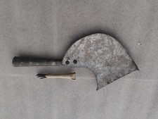 strumento raschietto e graffi