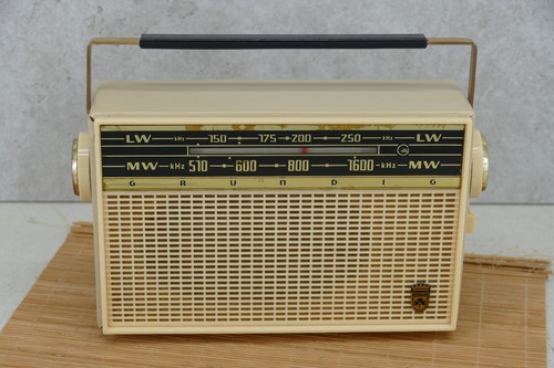 Grundig yacht boy radio a - grundig, ++
