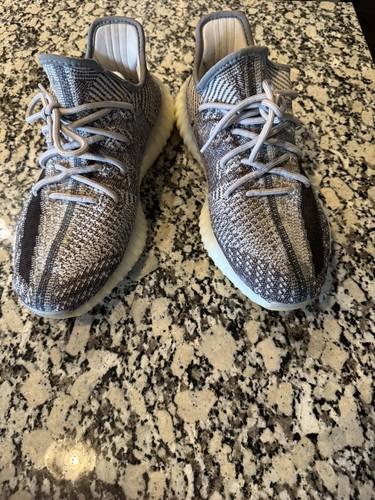 Adidas yeezy boost - yeezy, zyon