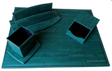 Set Scrivania in Ecopelle Personalizzabile Con Accessori Composto Da Scrittoio A