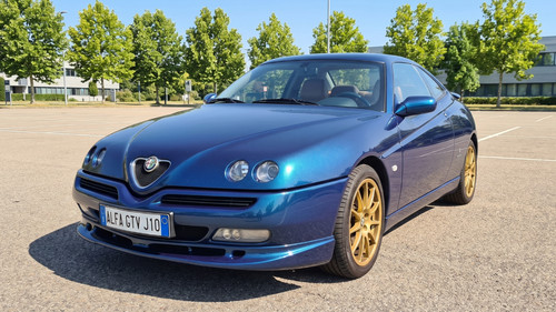 Front lip splitter - lip,