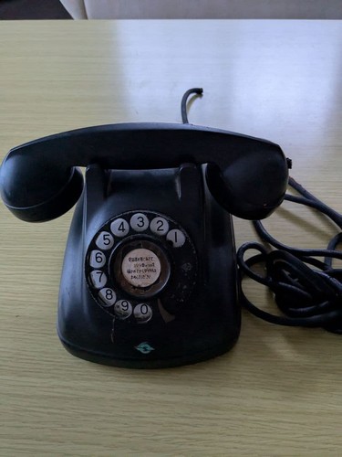 Telefono nero da - nero,