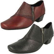 Donna Rieker pelle Rossa Zip