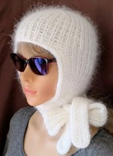 Cappuccio angora lavorato a