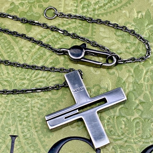 Collana con ciondolo - , g