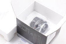 [Una scatola inutilizzata]