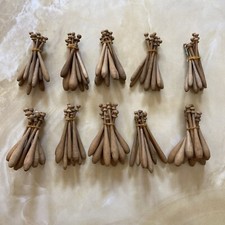 7ºLotto di 100 fuselli  d’epoca in legno per tombolo 9,5?Cm