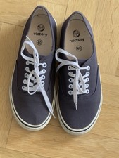 Scarpe stringate in tela blu e