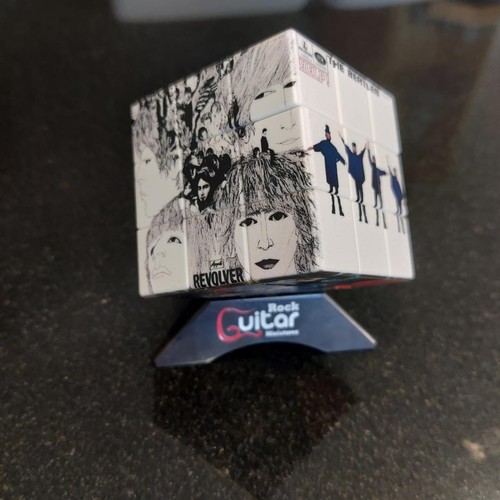 Rgmc01 the beatles - rubiks, cube