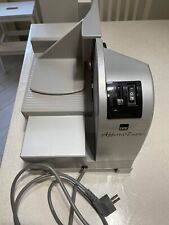 Affettatrice DPE 220-240 V, 50 Hz,150 W. Lama rinforzata 17 cm