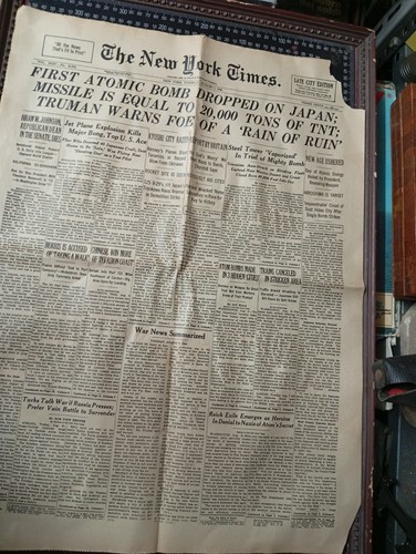 Vecchio foglio giornale - vecchio,