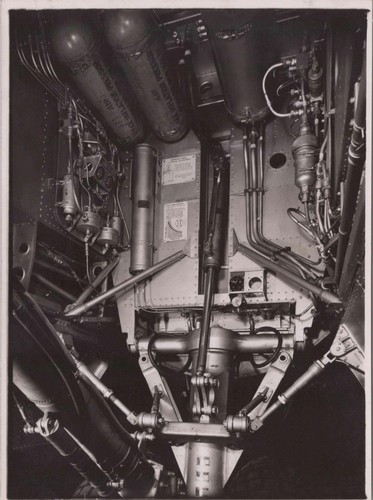 Handley page hermes hydraulic - page,