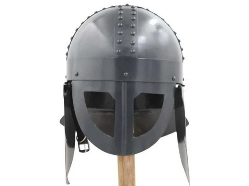 Armor helmet stand - w/stand, 18g