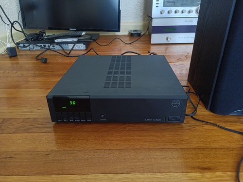 Amplificatore stereo integrato