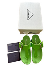 Sandalo Prada con fibbia in
