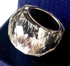 ANELLO NUOVO CON ETICHETTE