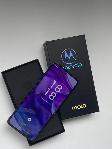 Motorola moto razr 2024 50 - razr+,