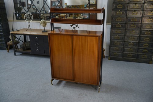 Meuble étagère minimaliste