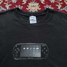 T-shirt videogioco promozionale playstation sony logo console PSP vintage 2004 anni 2000 y2k
