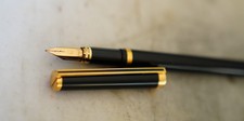 Penna Stilo S.T.DUPONT IN Laccato Di Cina Nero - Oro Massiccio 18 Carati
